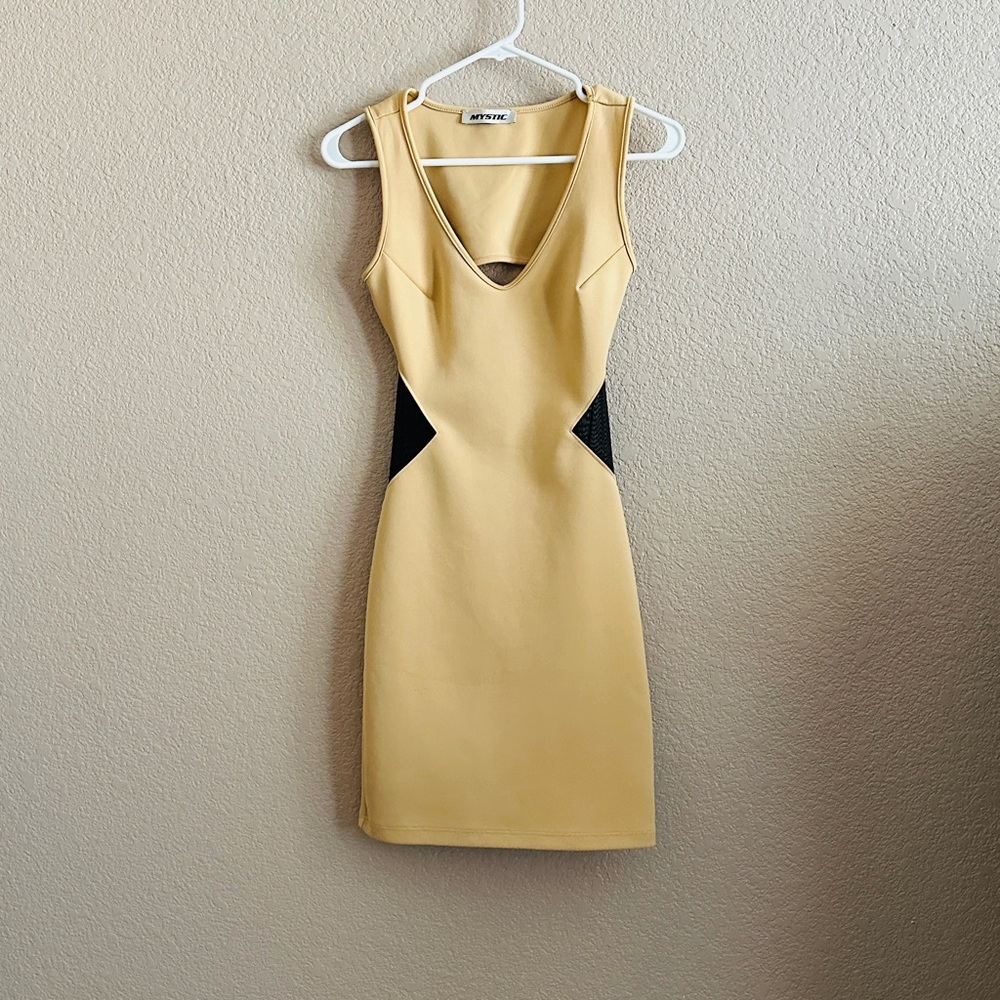 Mystic Yellow Sleeveless Sheath Dress with Black Inset Panels